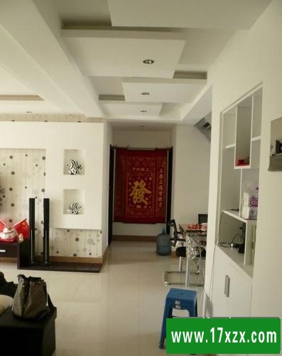 顶楼复式装修效果图欣赏 过道吊顶图片